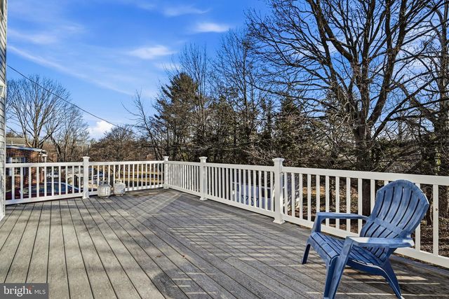 243 COLONIAL PARK DR, Springfield, PA 19064