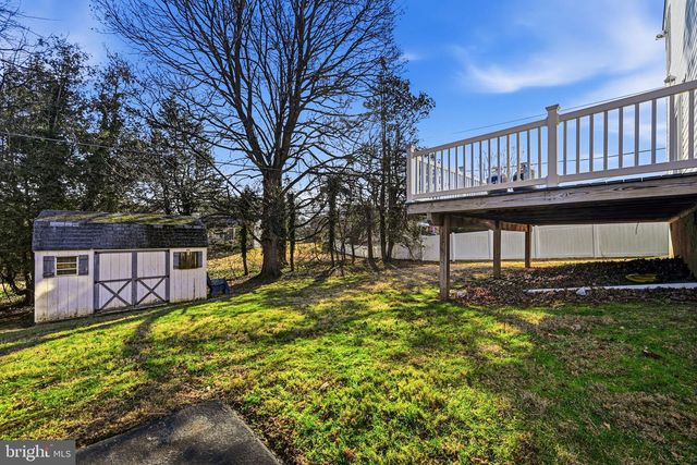 243 COLONIAL PARK DR, Springfield, PA 19064