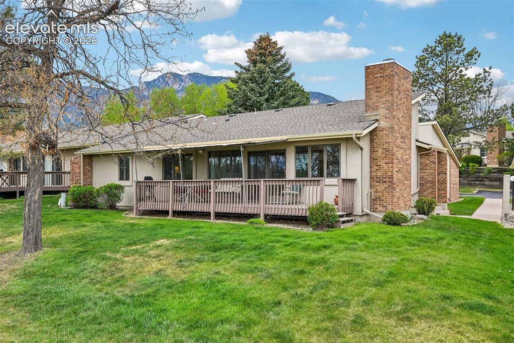 360 Blue Windsor Lane, Colorado Springs, CO 80906 — photo 3
