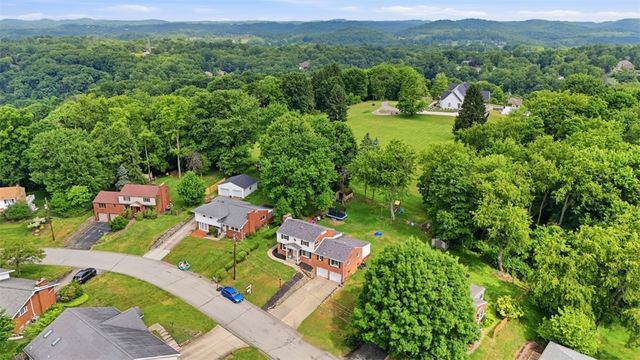 4670 Marjorie Drive, Murrysville, PA 15668