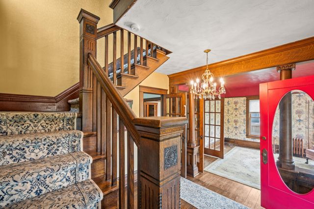 103 S Lincoln Avenue, Niles, MI 49120
