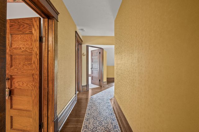 103 S Lincoln Avenue, Niles, MI 49120