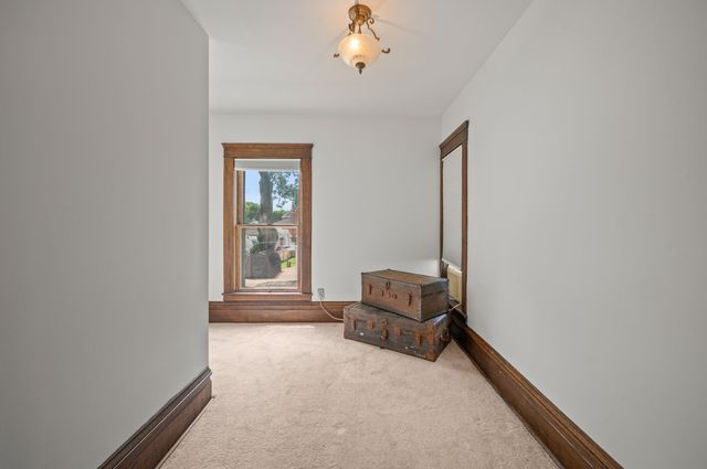 103 S Lincoln Avenue, Niles, MI 49120