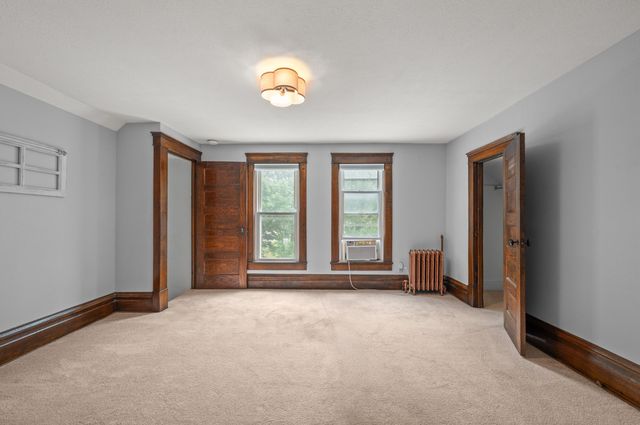 103 S Lincoln Avenue, Niles, MI 49120