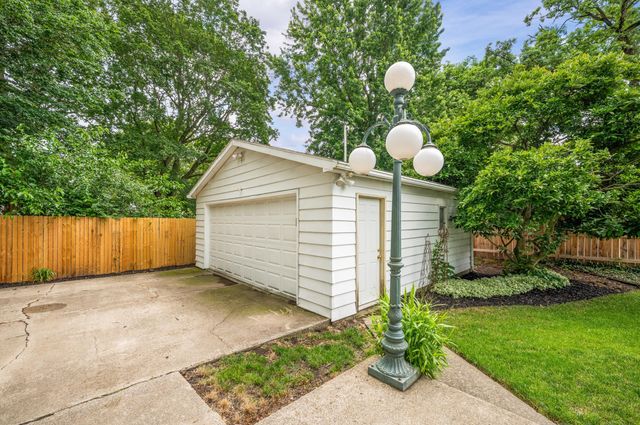 103 S Lincoln Avenue, Niles, MI 49120