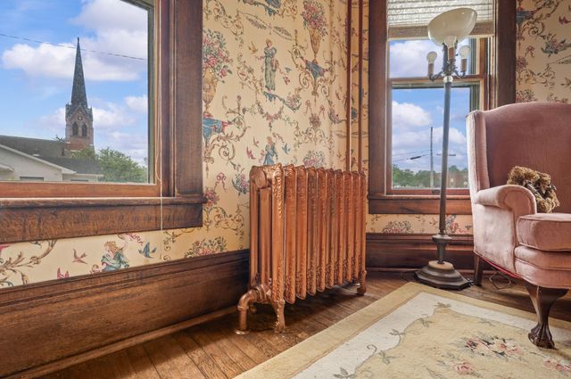 103 S Lincoln Avenue, Niles, MI 49120