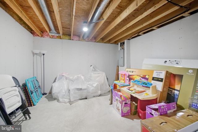 9411 MORNING DEW DR, Hagerstown, MD 21740