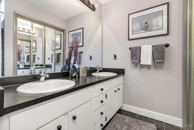 559 Asbury Road, Anderson Twp, OH 45255