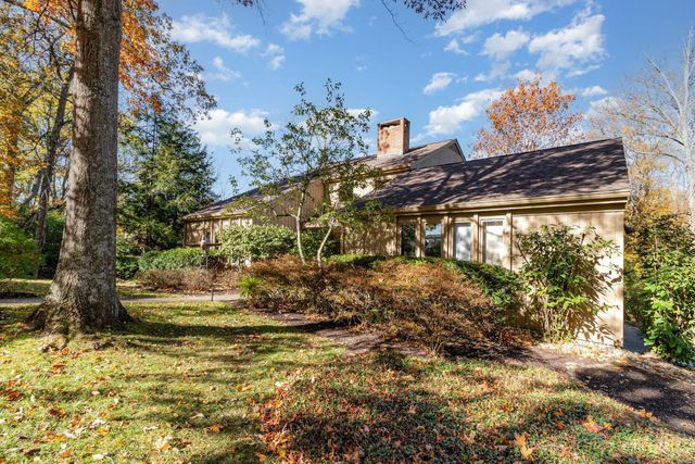 559 Asbury Road, Anderson Twp, OH 45255