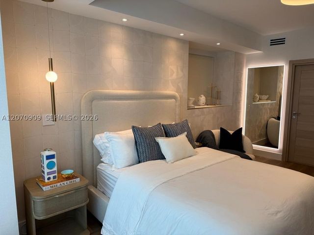 888 Biscayne Blvd 1509, Miami, FL 33132
