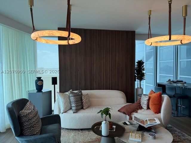 888 Biscayne Blvd 1509, Miami, FL 33132