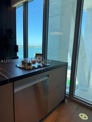 888 Biscayne Blvd 1509, Miami, FL 33132