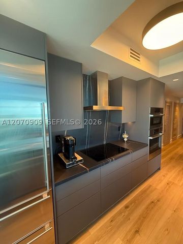 888 Biscayne Blvd 1509, Miami, FL 33132