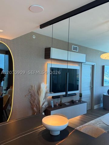 888 Biscayne Blvd 1509, Miami, FL 33132