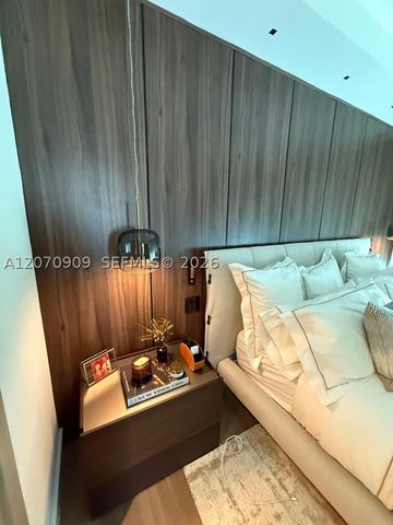 888 Biscayne Blvd 1509, Miami, FL 33132