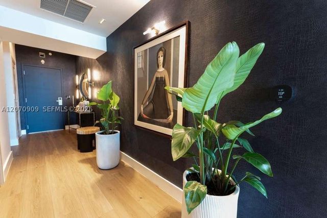 888 Biscayne Blvd 1509, Miami, FL 33132
