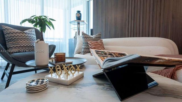888 Biscayne Blvd 1509, Miami, FL 33132
