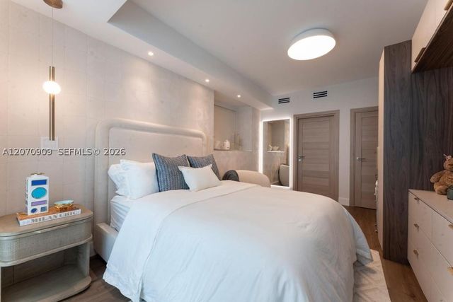 888 Biscayne Blvd 1509, Miami, FL 33132