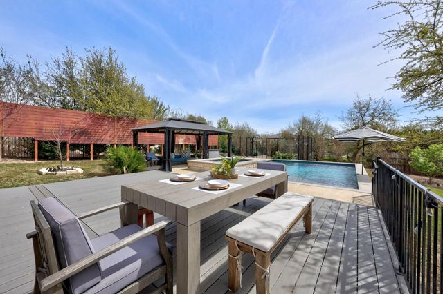 15705 Colinas CV, Bee Cave, TX 78738