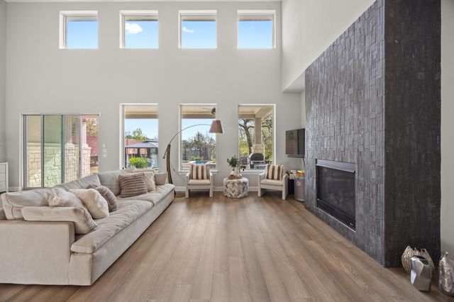 15705 Colinas CV, Bee Cave, TX 78738