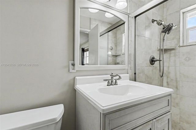 3941 NW 4th Ct, Coconut Creek, FL 33066