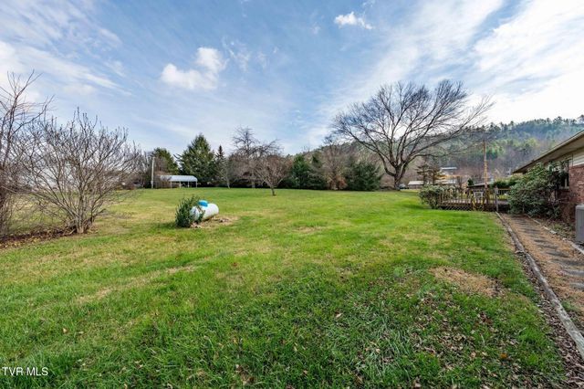 4549 Pine Orchard Road, Butler, TN 37640