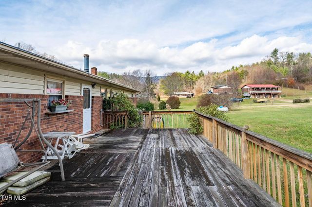 4549 Pine Orchard Road, Butler, TN 37640