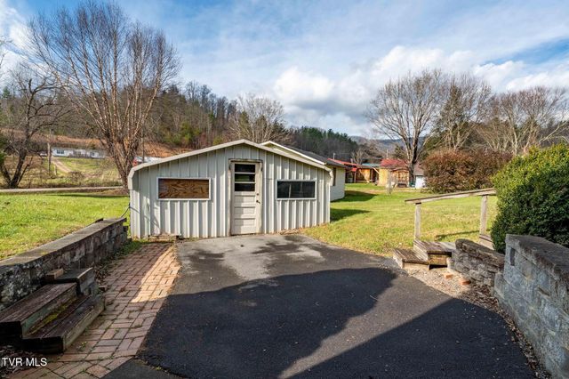 4549 Pine Orchard Road, Butler, TN 37640