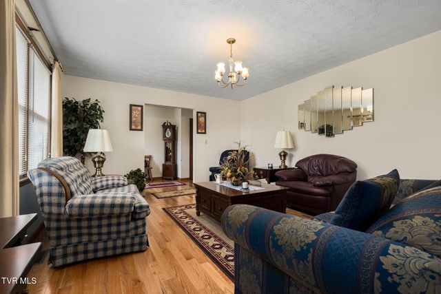 4549 Pine Orchard Road, Butler, TN 37640