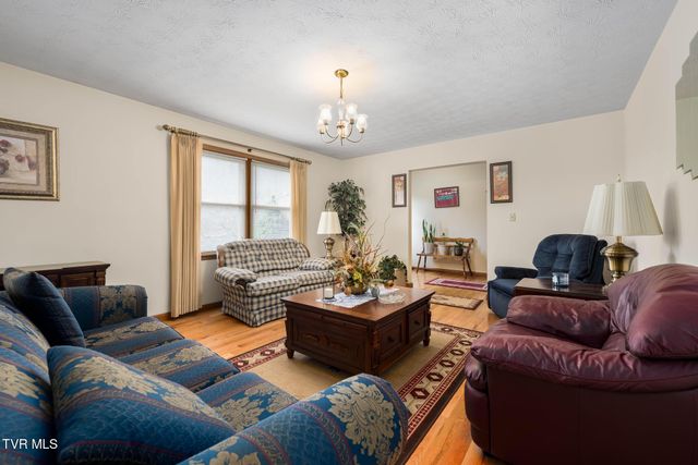 4549 Pine Orchard Road, Butler, TN 37640