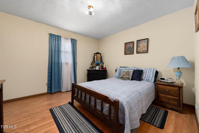 4549 Pine Orchard Road, Butler, TN 37640