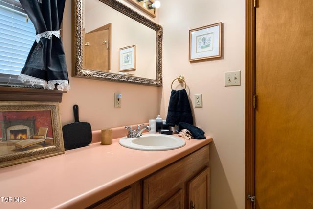 4549 Pine Orchard Road, Butler, TN 37640