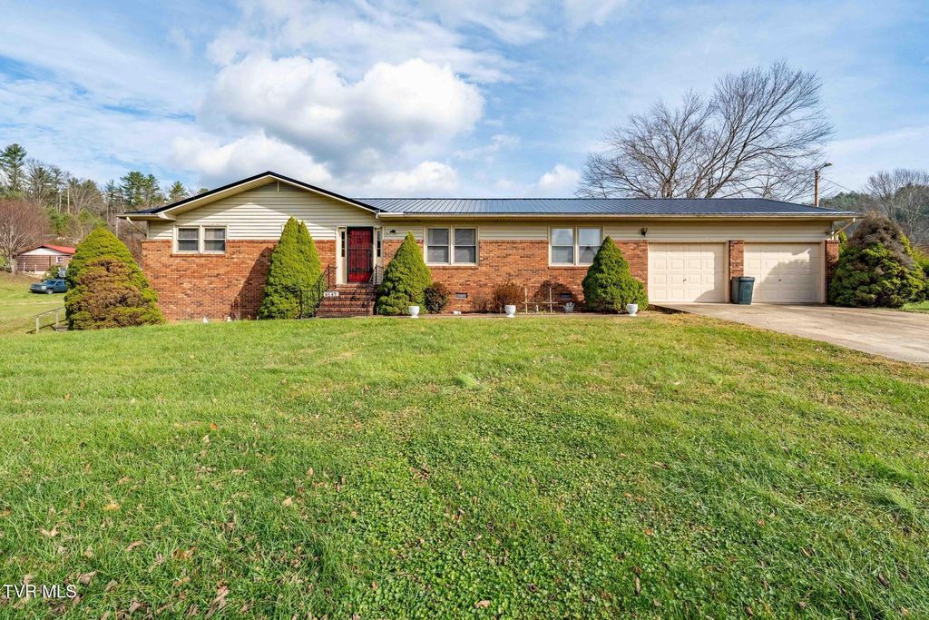4549 Pine Orchard Road, Butler, TN 37640