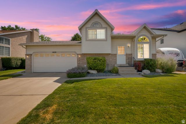 8029 S ANGEL ST, Sandy, UT 84070