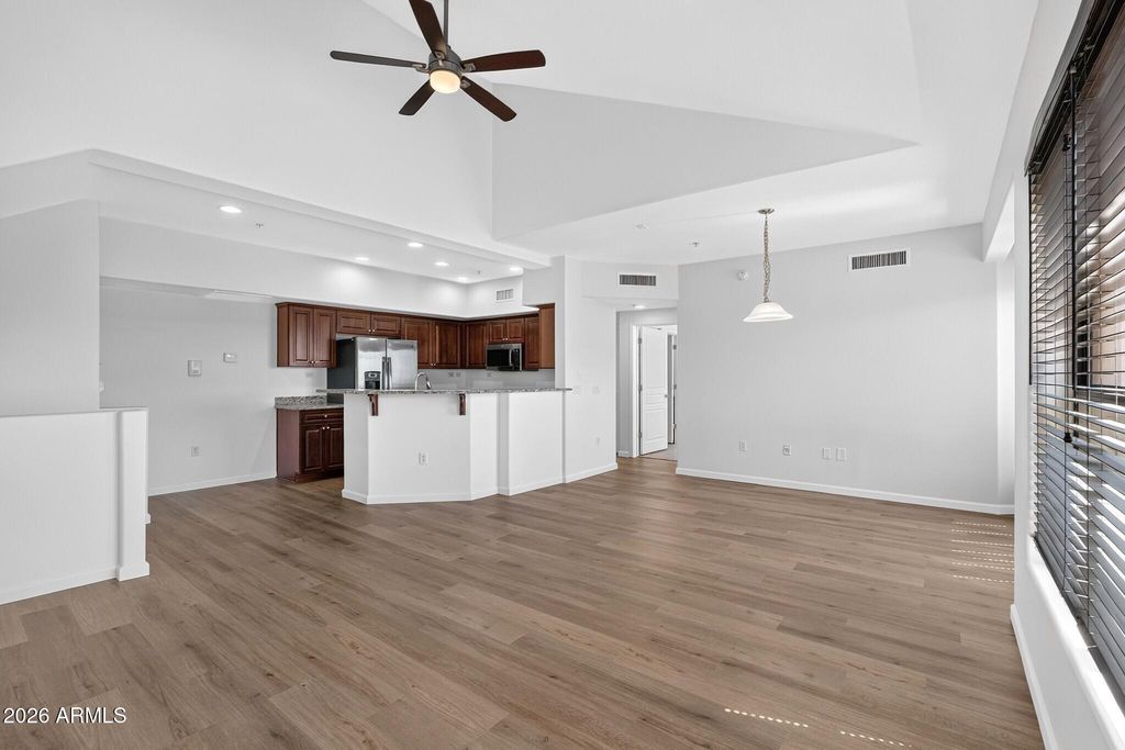 20660 N 40TH Street 2179, Phoenix, AZ 85050 — photo 2