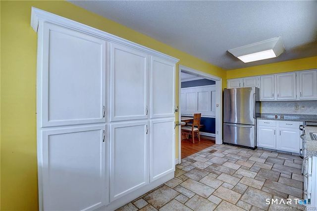 334 Conestoga Way 334, Glastonbury, CT 06033