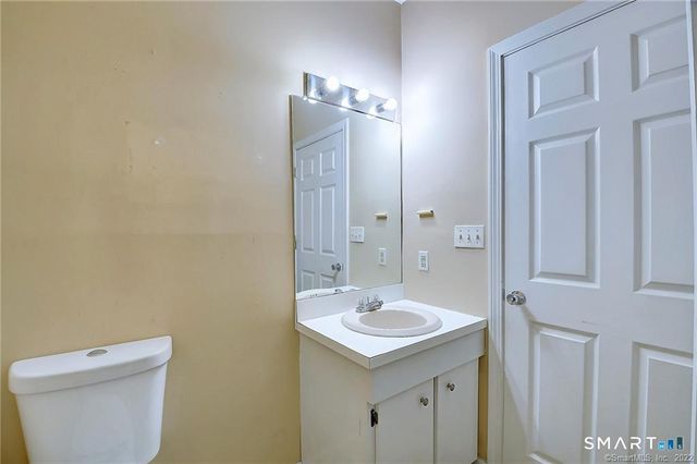 334 Conestoga Way 334, Glastonbury, CT 06033