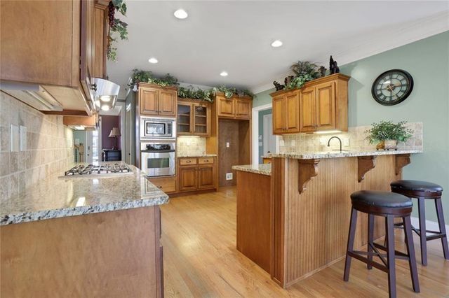 98 Twelve Oaks Drive SE, Cartersville, GA 30120