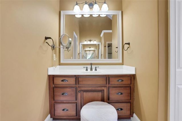 98 Twelve Oaks Drive SE, Cartersville, GA 30120