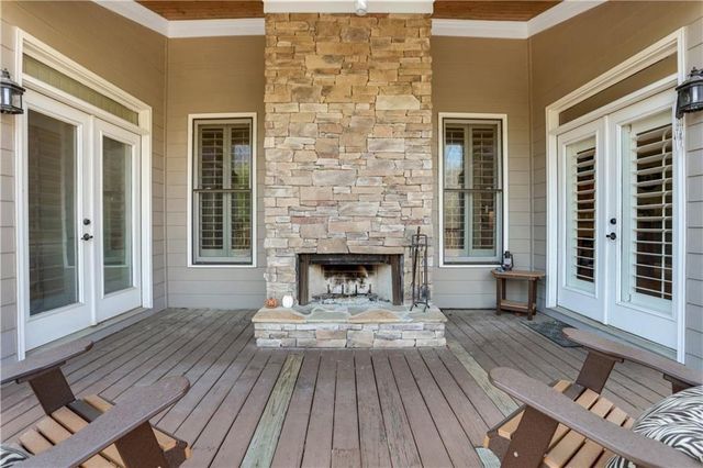 98 Twelve Oaks Drive SE, Cartersville, GA 30120