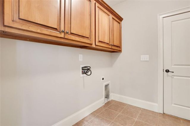 98 Twelve Oaks Drive SE, Cartersville, GA 30120