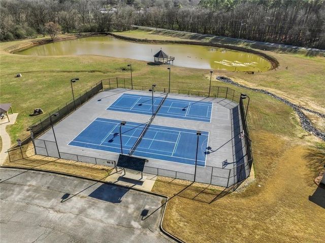 98 Twelve Oaks Drive SE, Cartersville, GA 30120