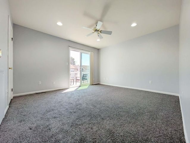 229 E GREEN VALLEY CIR, Newark, DE 19711