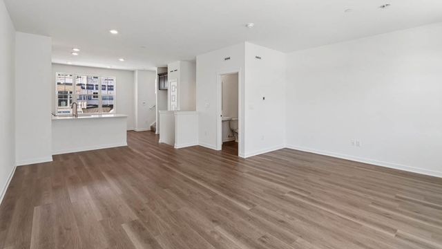 535 yosemite Way, Mundelein, IL 60060