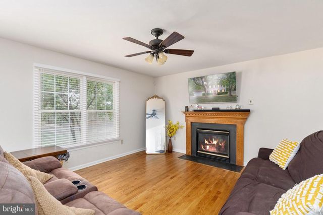 6012 WICKENDEN ST, Fredericksburg, VA 22407
