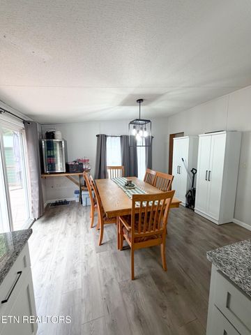 529 Epperson Rd, Tellico Plains, TN 37385