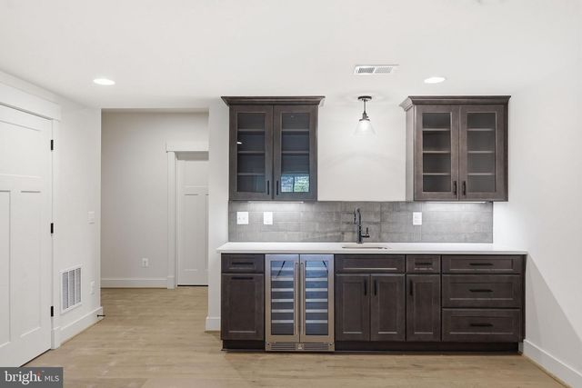 25 FISHER LN, Warrenton, VA 20186