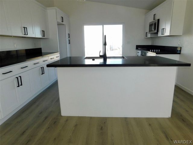 9758 S Kingman Drive, Mohave Valley, AZ 86440