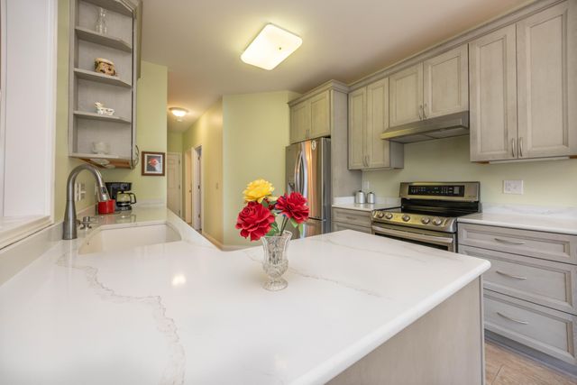 111 Cedar Stream Drive, Paris, KY 40361