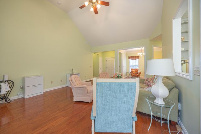 111 Cedar Stream Drive, Paris, KY 40361